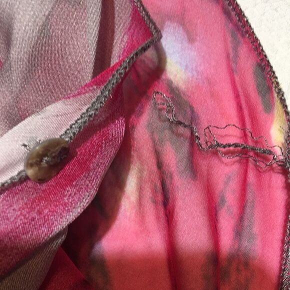 Paris size small top sheer covering. Small - Picture 6 of 7